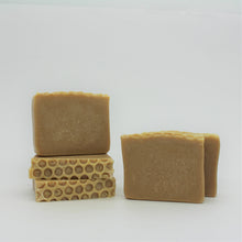 Load image into Gallery viewer, Manuka Honey, Oat milk and Turmeric
